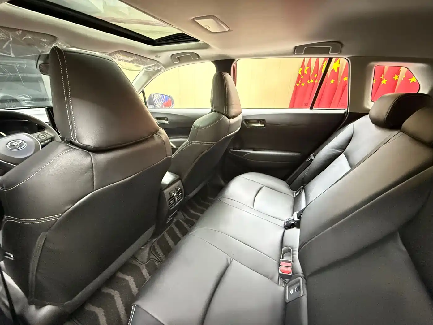 Toyota Corolla Cross 2022 2.0L Premium Edition фото 12