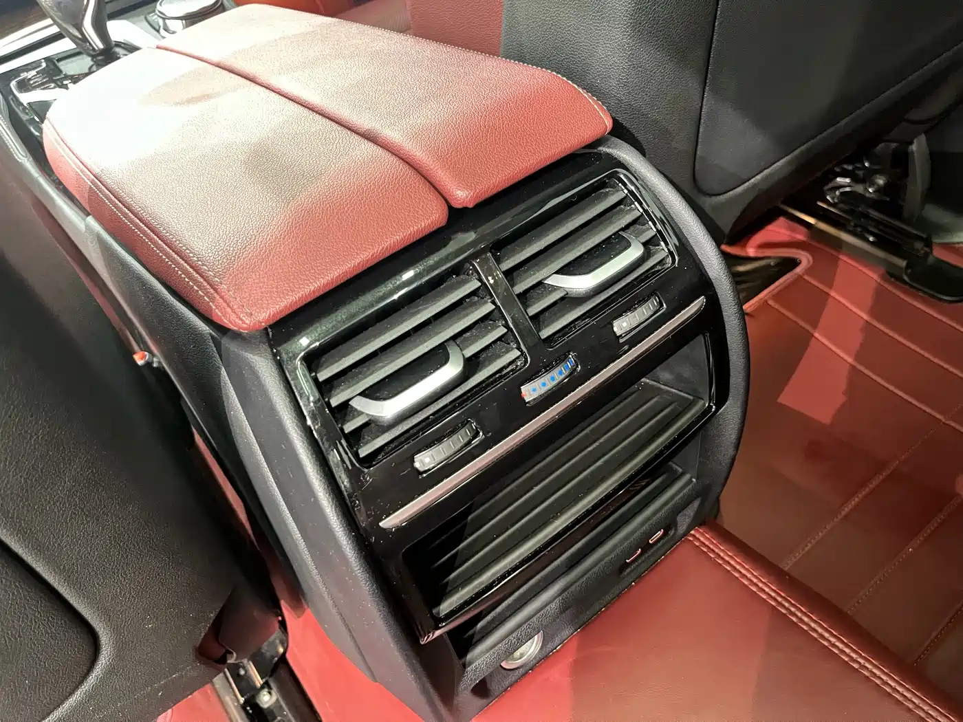 BMW 5 Series 2023 530Li Leading Luxury Package фото 19