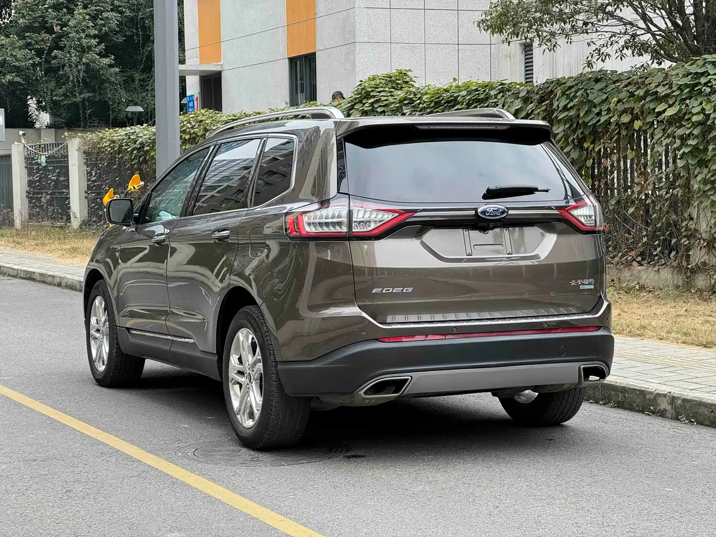 Ford Edge 2016 2016 EcoBoost 245 2WD Luxury 7-Seater