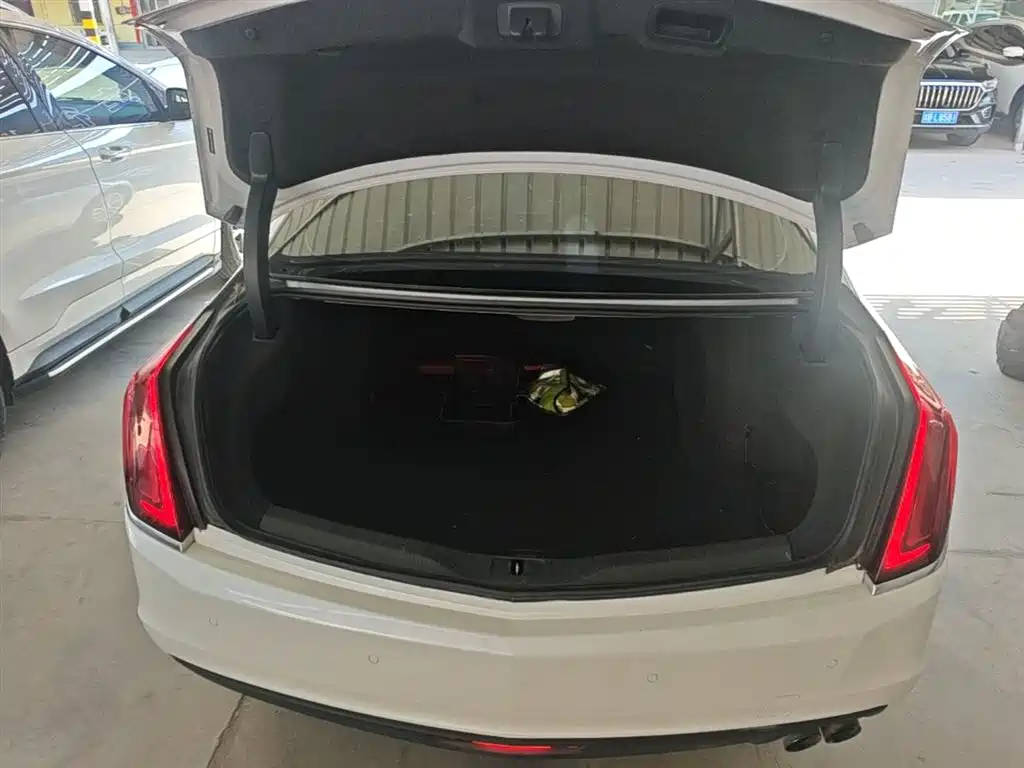 Cadillac CT6 2017 28T Fashion фото 19