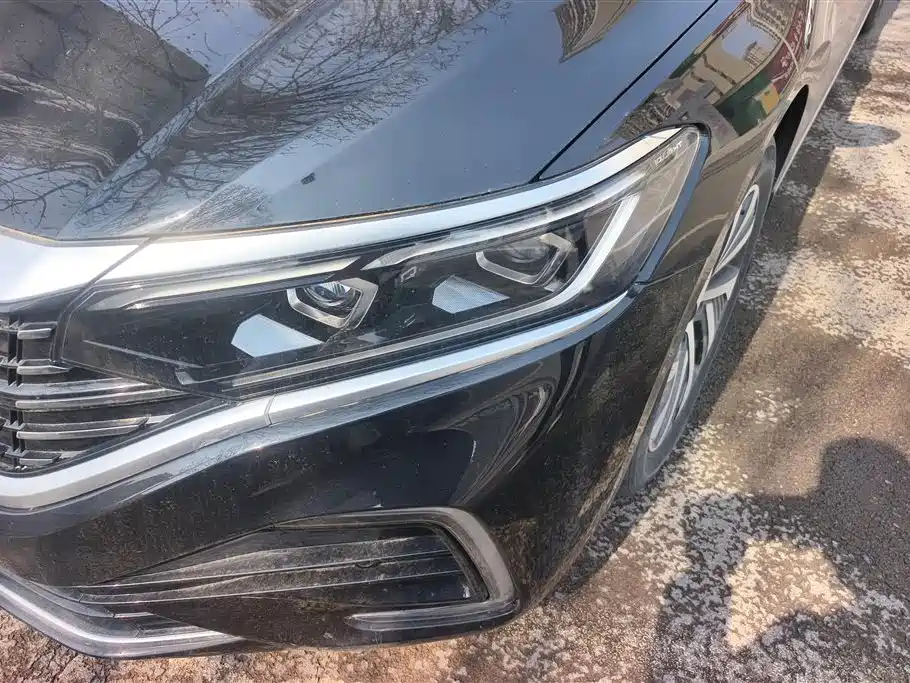 VOLKSWAGEN PASSAT NEW ENERGY