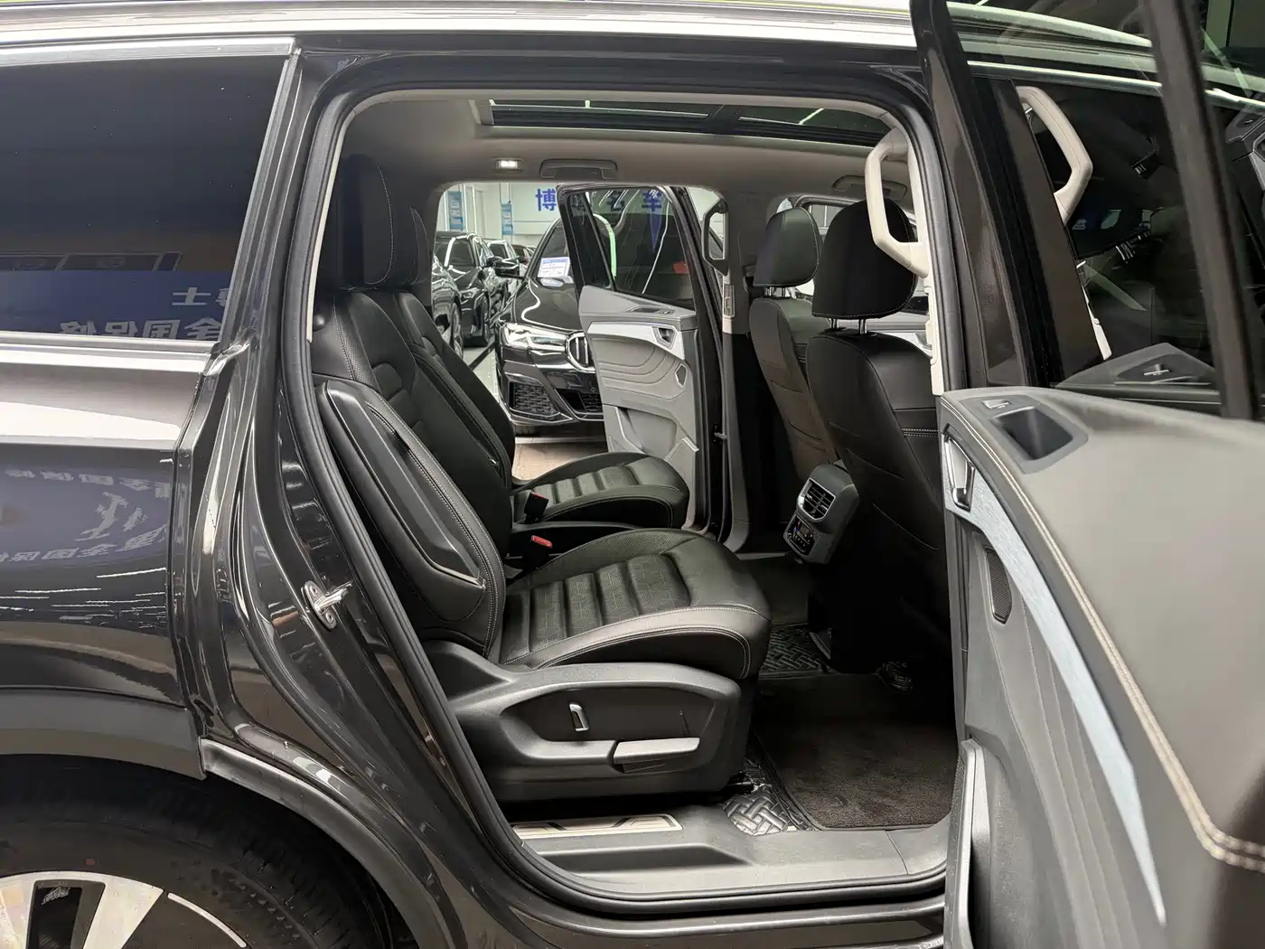 Volkswagen Talagon 2021 380TSI 4WD Luxury Premium Edition Pro фото 17