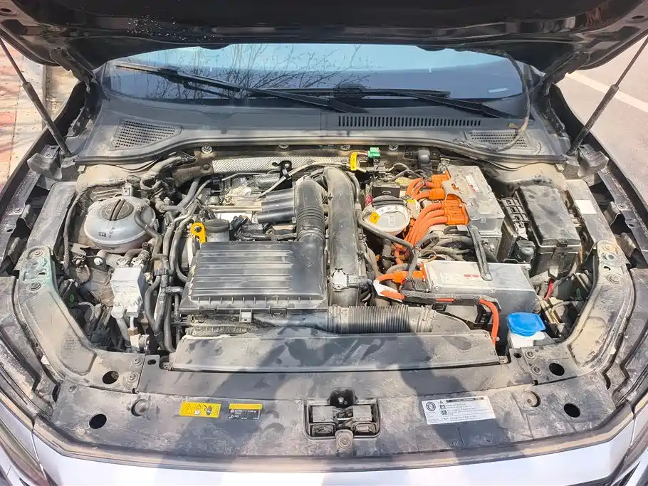 VOLKSWAGEN PASSAT NEW ENERGY