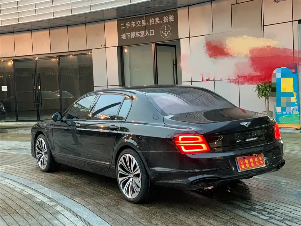 Bentley Flying Spur 2012 6.0T Limited Edition фото 6