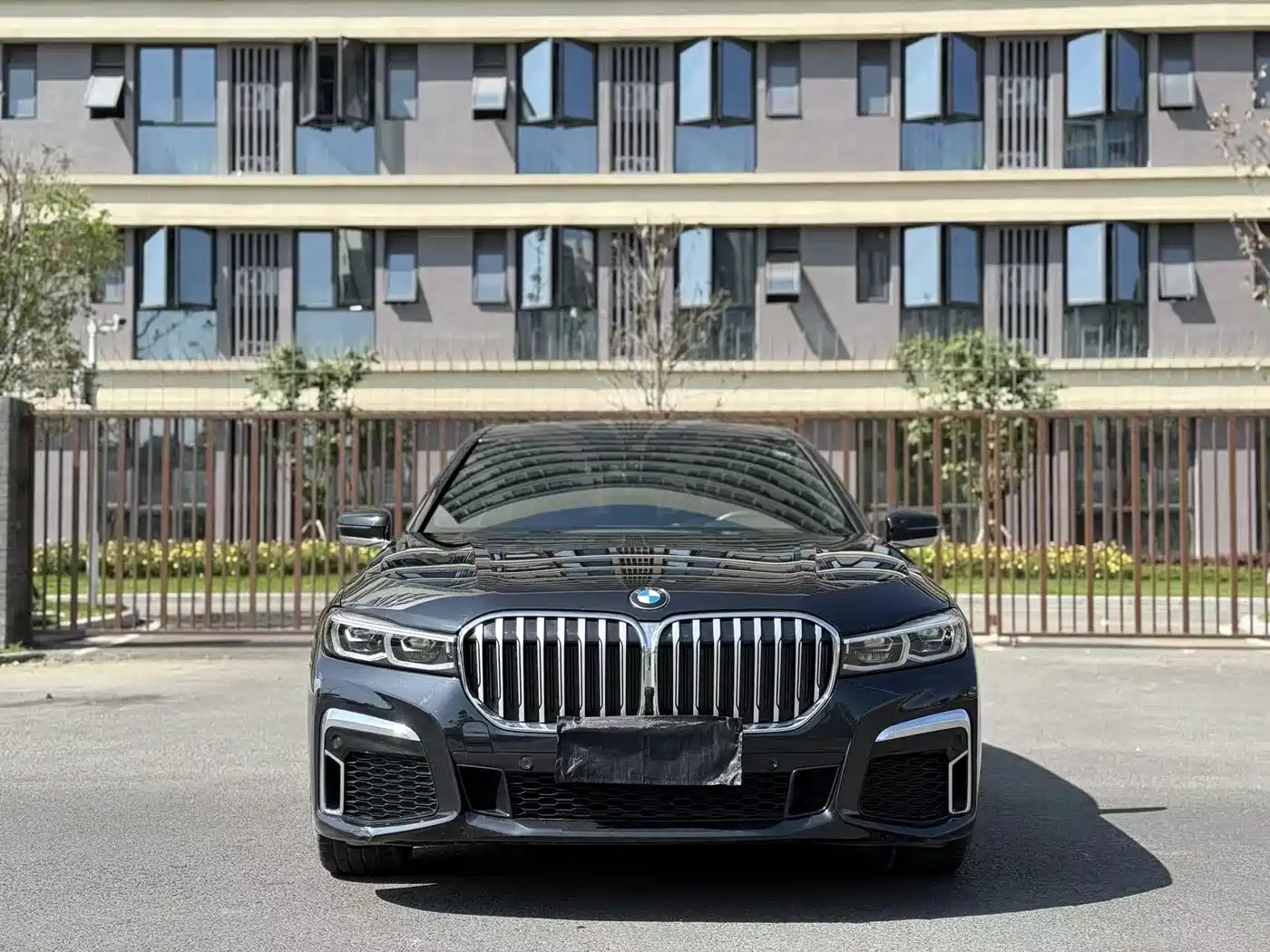 BMW 7 Series 2021 Model 730Li M Sport Package фото 2