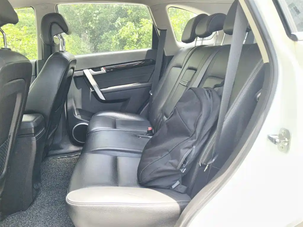 Chevrolet Captiva 2015 2.4L AWD Flagship 7-Seater фото 15