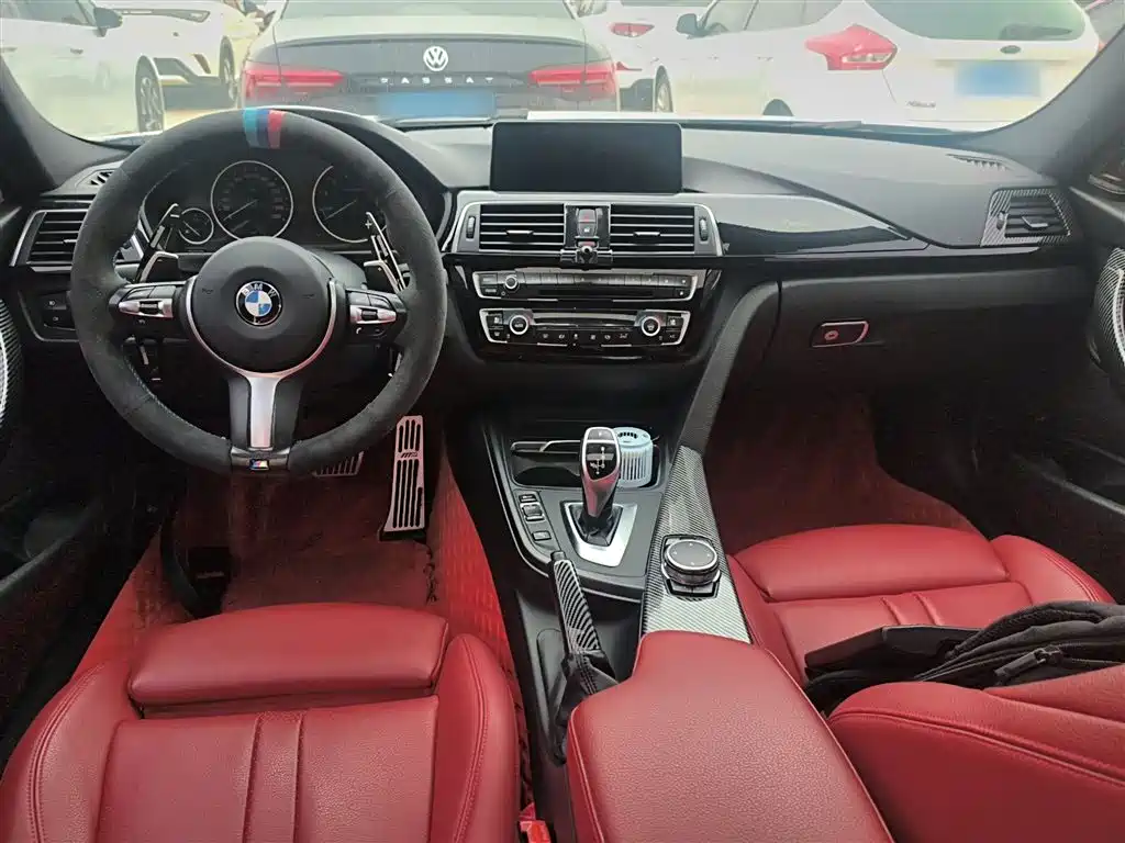 BMW 3 Series 2016 328i M Sport фото 10