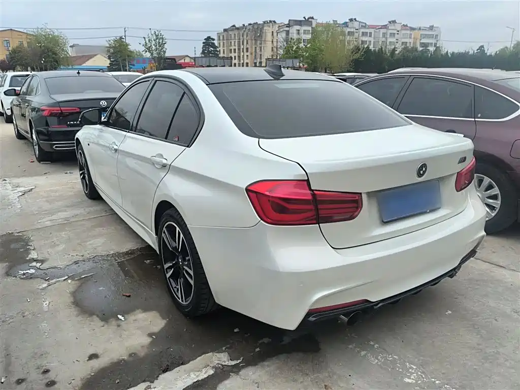 BMW 3 Series 2016 328i M Sport фото 5