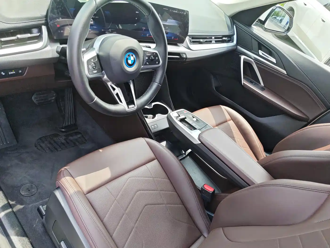 BMW iX1 2025 2025 eDrive25L M Sport Package