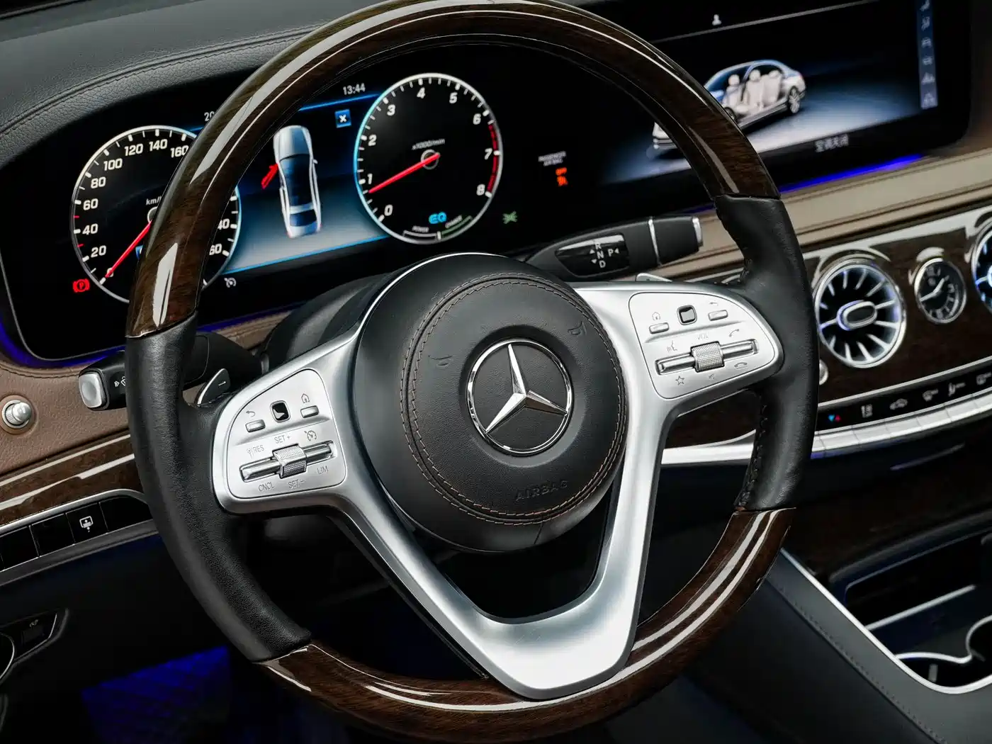Mercedes-Benz S-Class 2019 S 320 L фото 13