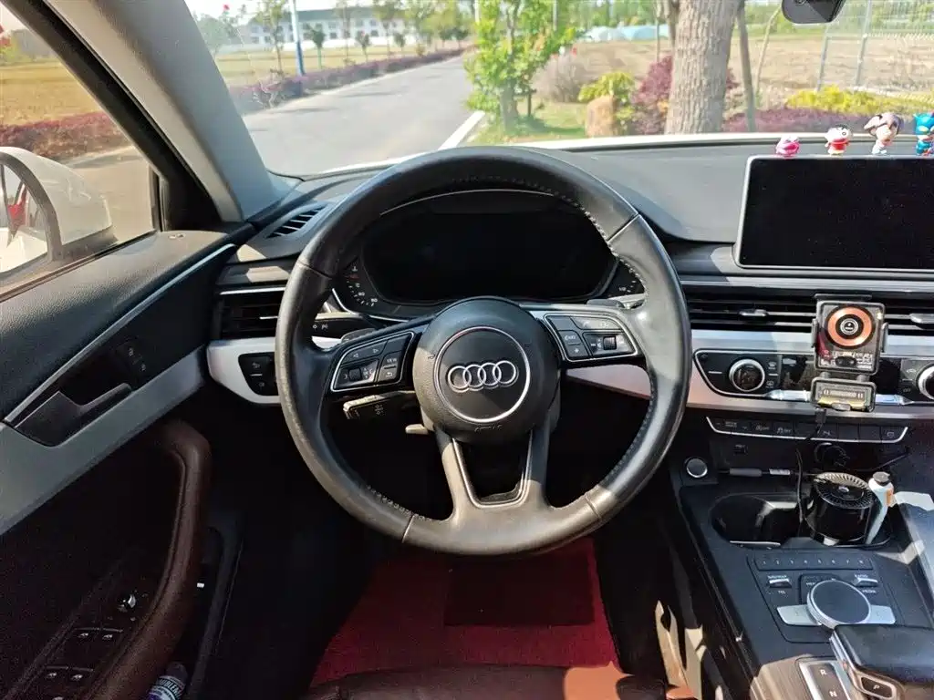 Audi A4L 2018 30th Anniversary 40 TFSI Fashion фото 3