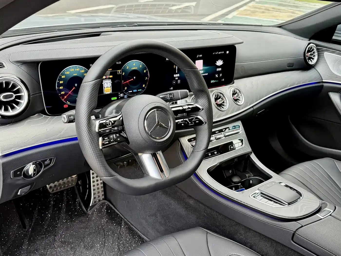 MERCEDES-BENZ CLS