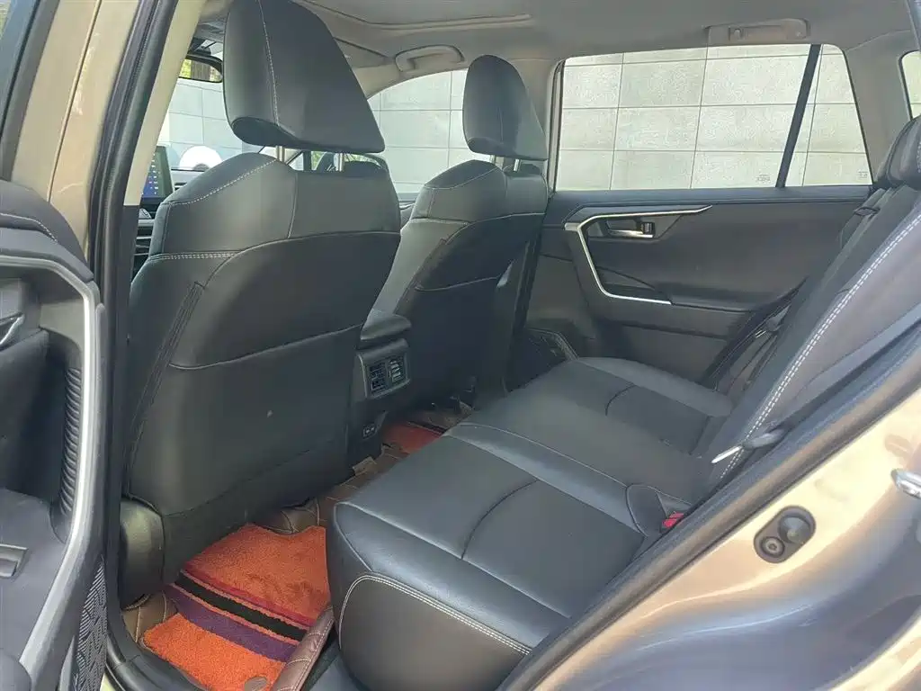 Toyota RAV4 Rongfang 2021 2.0L CVT 4WD Trend PLUS фото 9