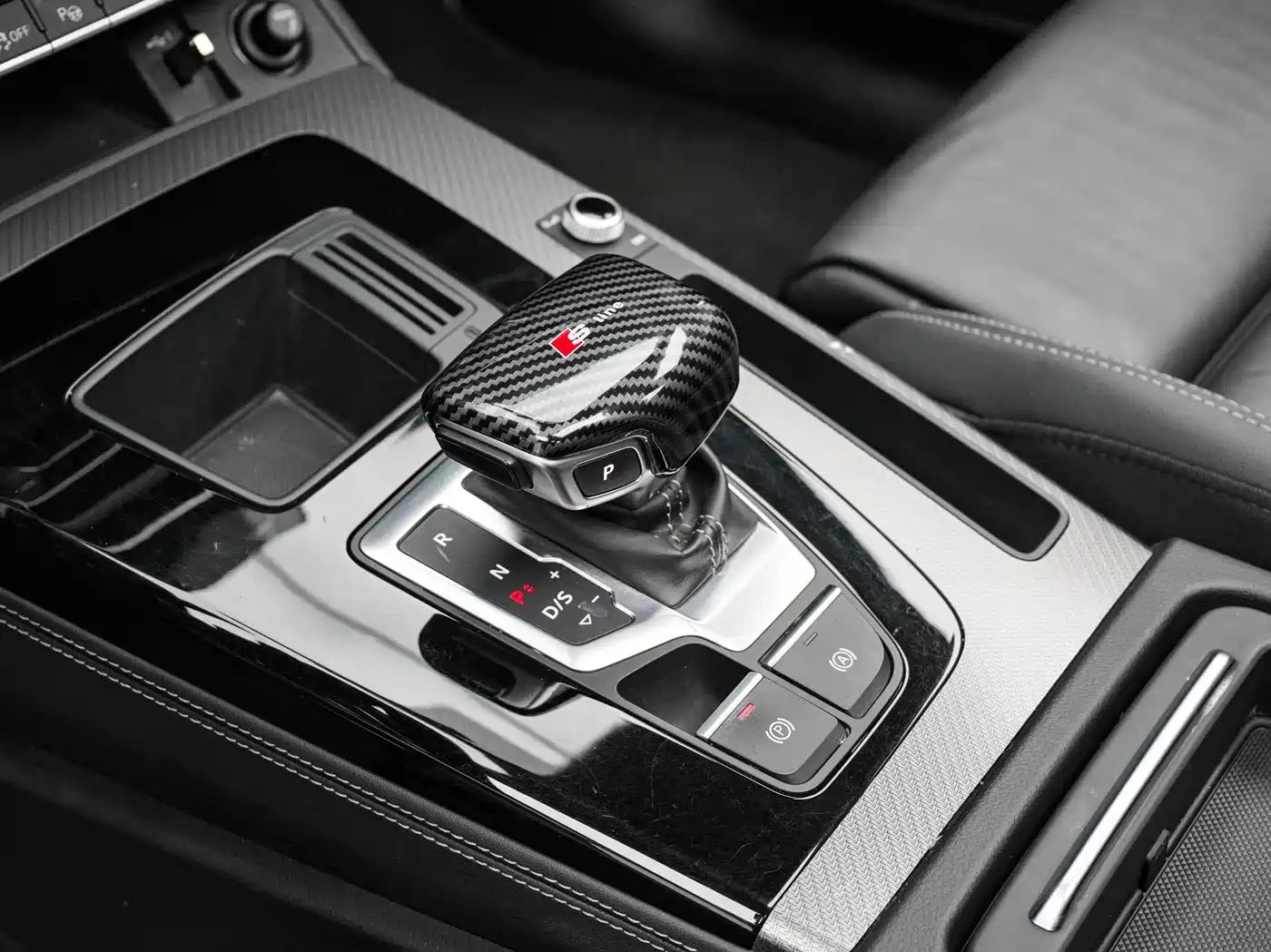 Audi Q5L 2022 40T Luxury Dynamic фото 16