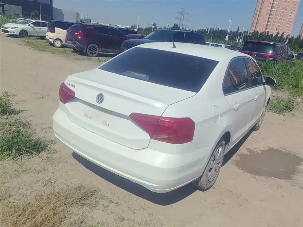 Volkswagen Jetta 2017 1.4L Manual Fashion фото 12