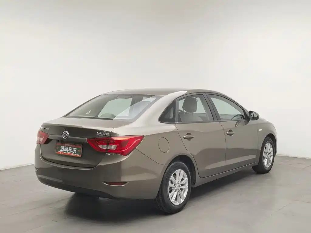 Фото 2 - Buick Excelle