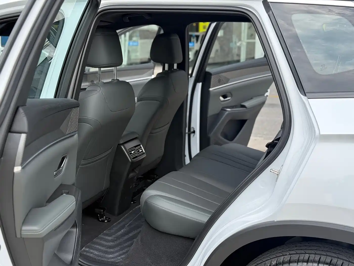 BYD Song Pro New Energy 2026 DM-i Smart Edition 133KM Superior фото 5