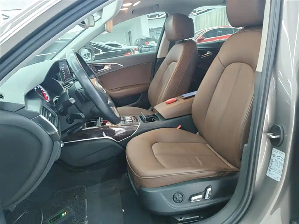 Audi A6L 2014 TFSI Comfort фото 15