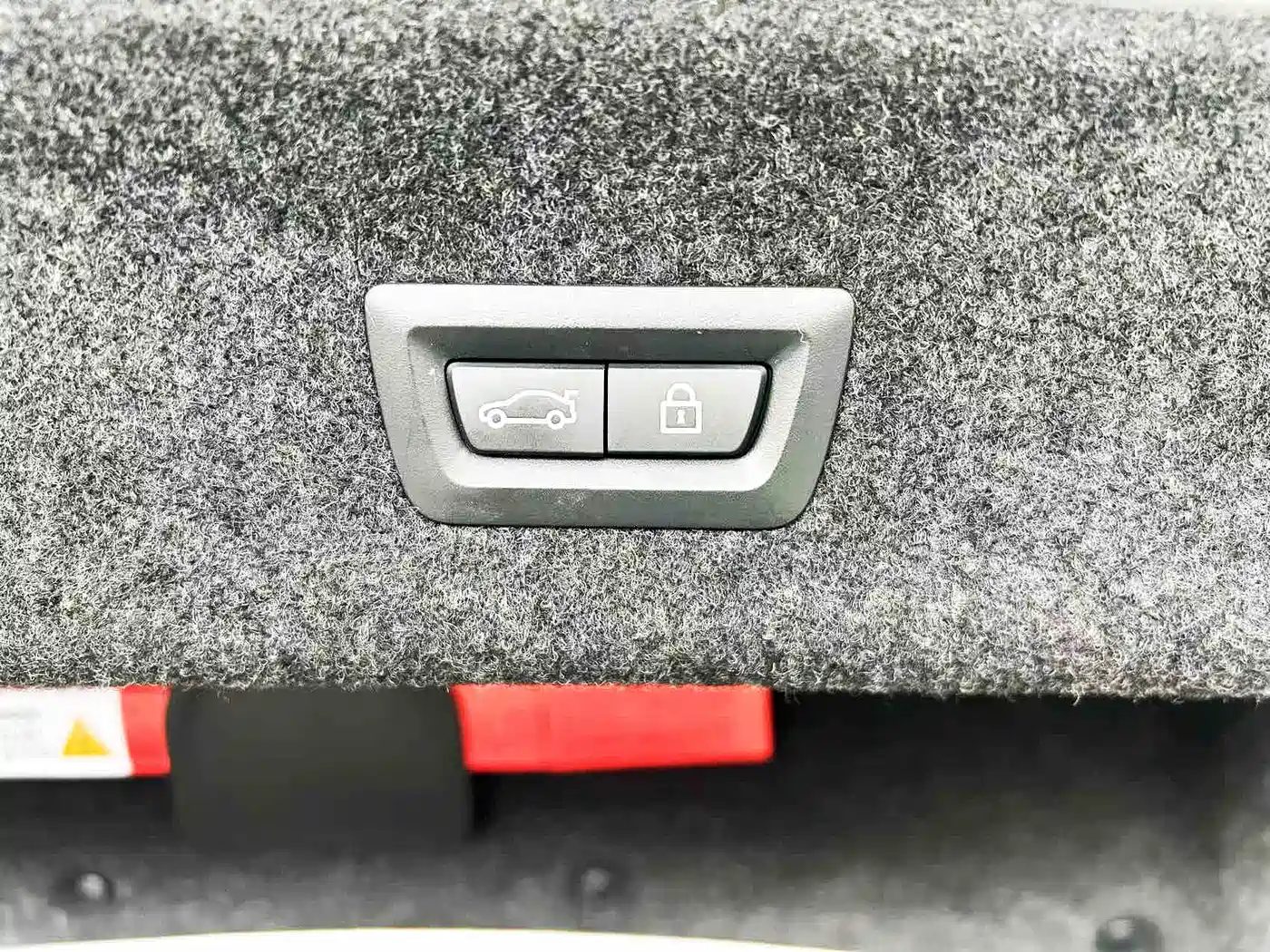 BMW 3 Series 2023 325Li M Sport Package фото 22