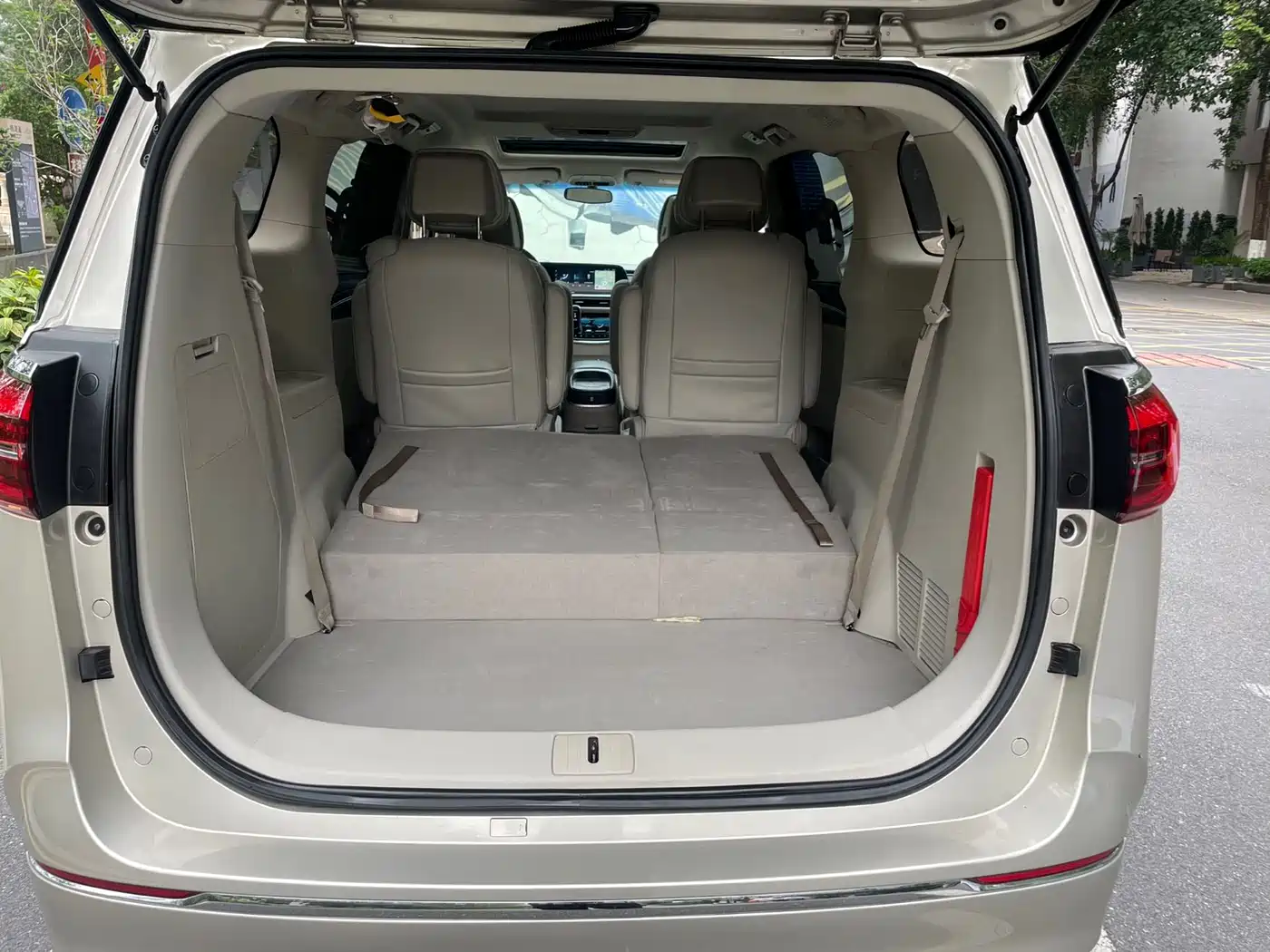 Buick GL8 2020 Model ES Landglory 653T Comfort фото 20