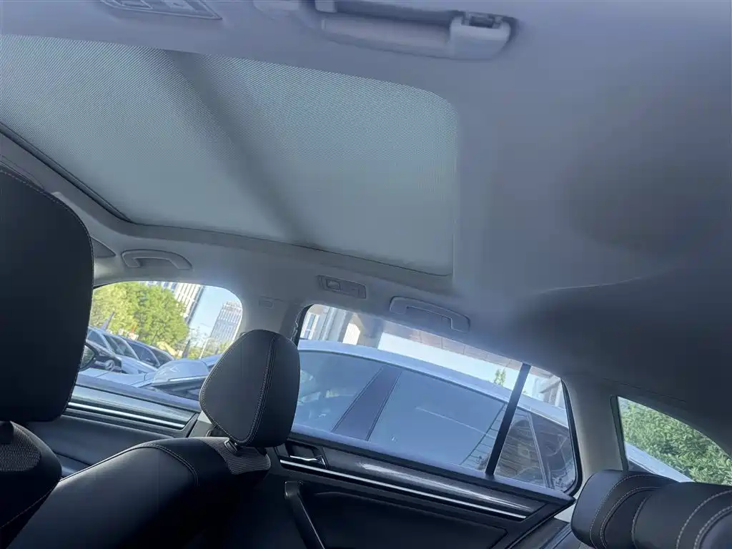 Volkswagen C-TREK 2018 1.5L Automatic Comfort фото 9