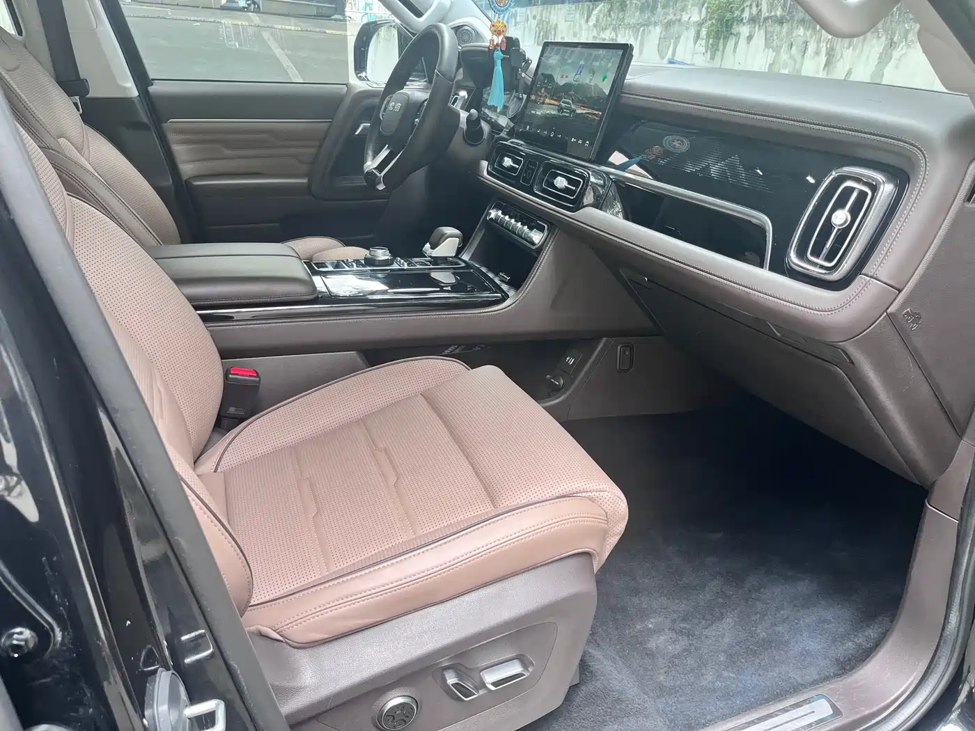 BAIC ORV Beijing Off-Road BJ60 2022 Model 2.0T 11th Edition 5-Seater фото 14