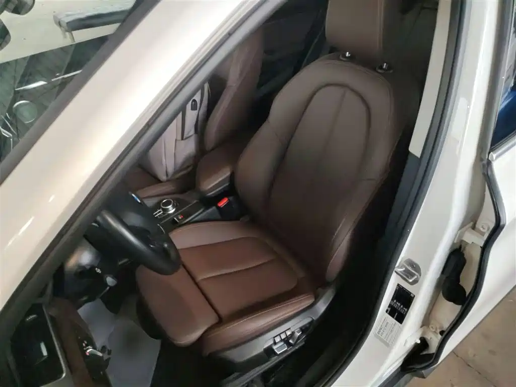 BMW X1 2021 sDrive20Li Fashion фото 15