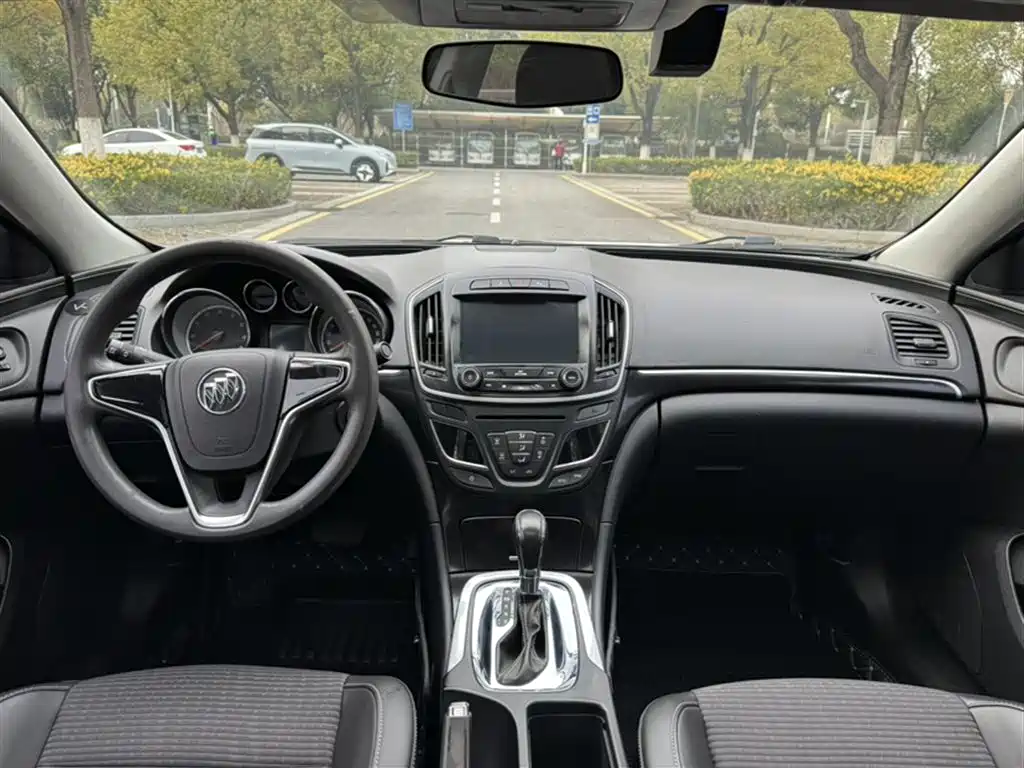 Buick Regal 2015 1.6T Leading Tech Edition фото 22