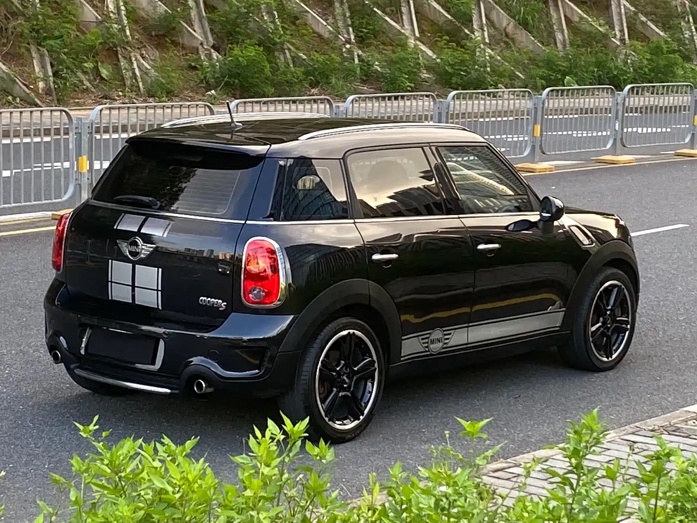 MINI COUNTRYMAN 2012 2011 1.6T COOPER S ALL4