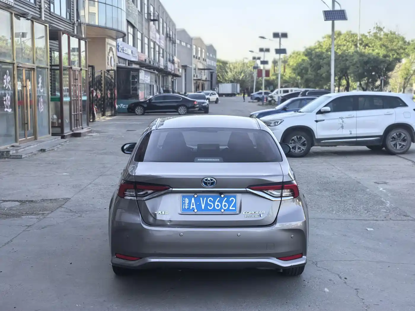 Toyota Corolla 2021 Hybrid 1.8L E-CVT Pioneer Edition фото 4