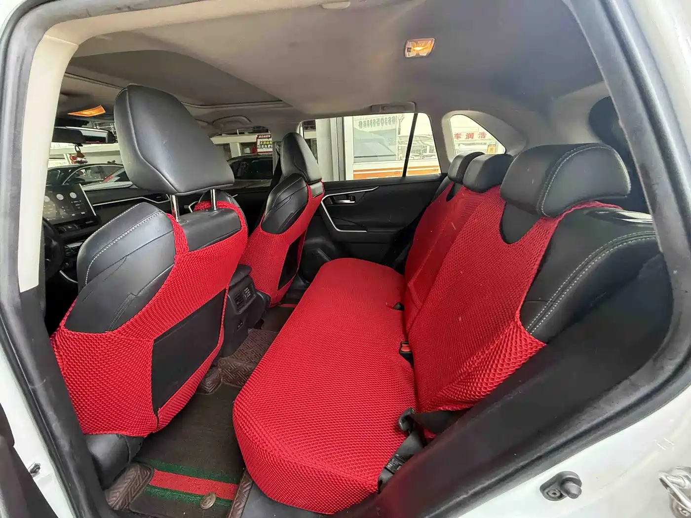 Toyota Wildlander 2020 2.0L CVT 2WD Luxury Edition фото 7