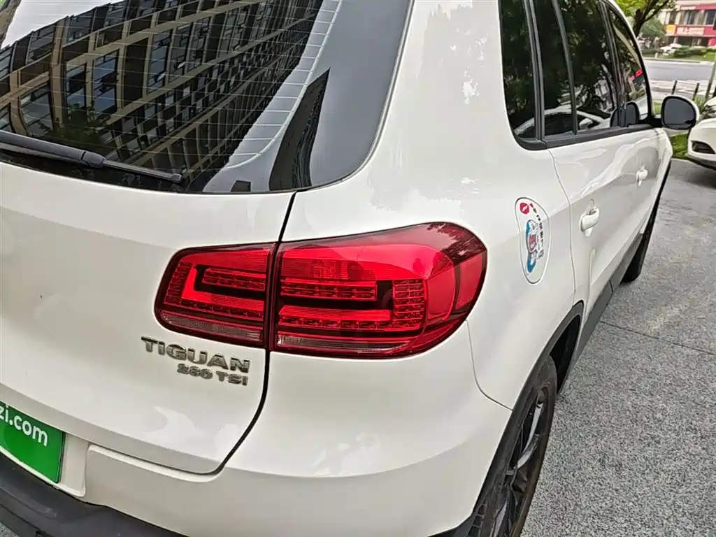 Volkswagen Tiguan 2016 280TSI Automatic 2WD Silk Road Fashion Edition фото 8