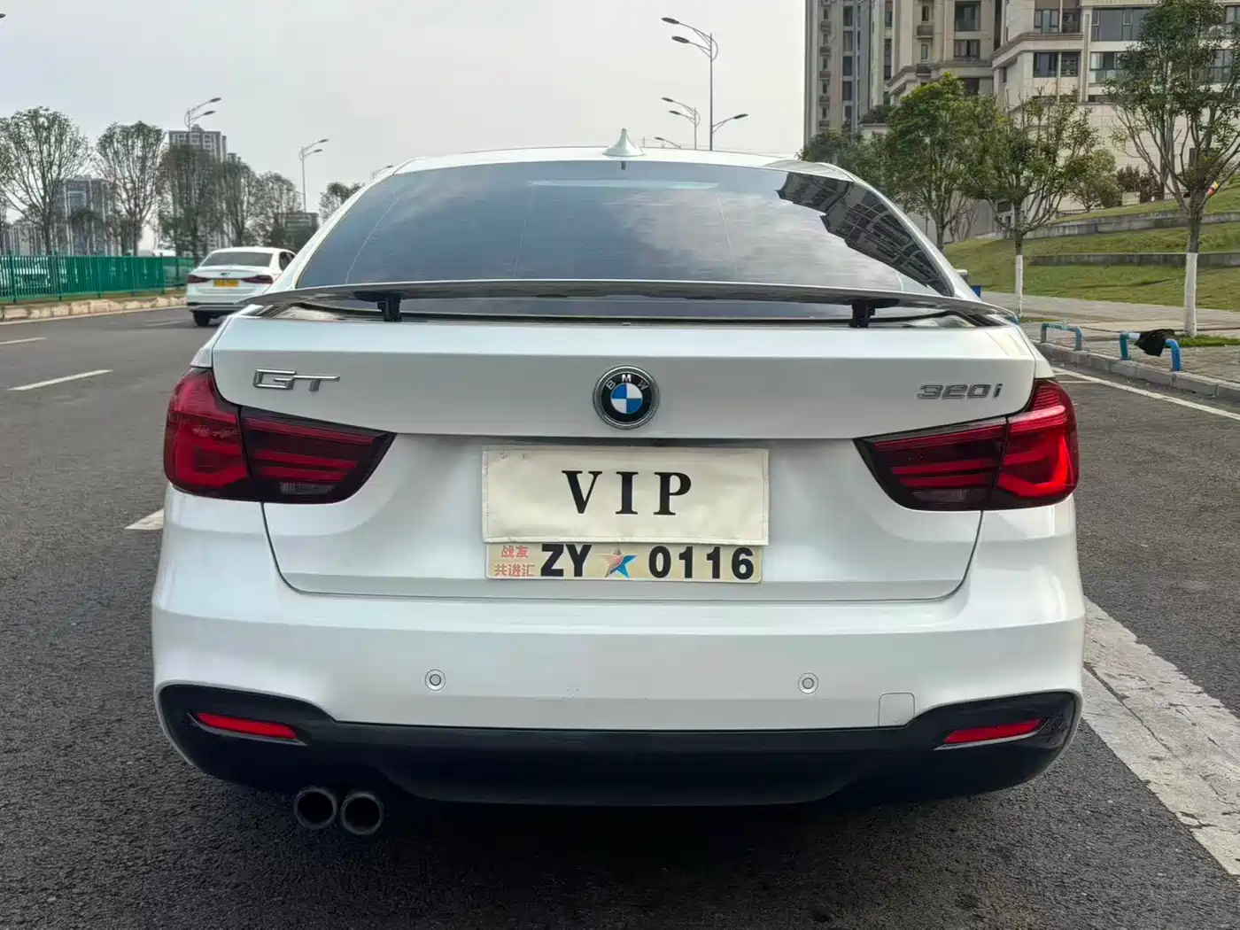 BMW 3 Series GT 2019 320i M Sport Black Night Edition фото 5