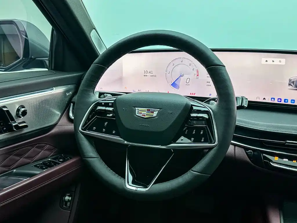 Cadillac CT6 2023 2023 28T Premium Model
