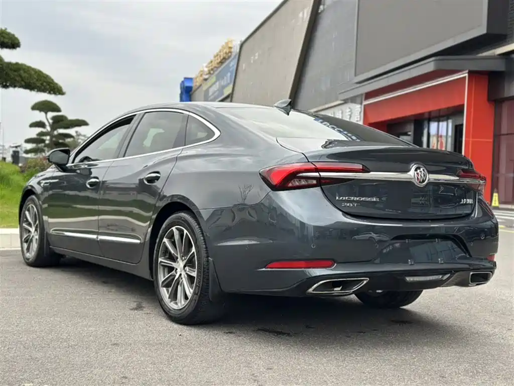 Buick LaCrosse 2019 28T Premium Model фото 7