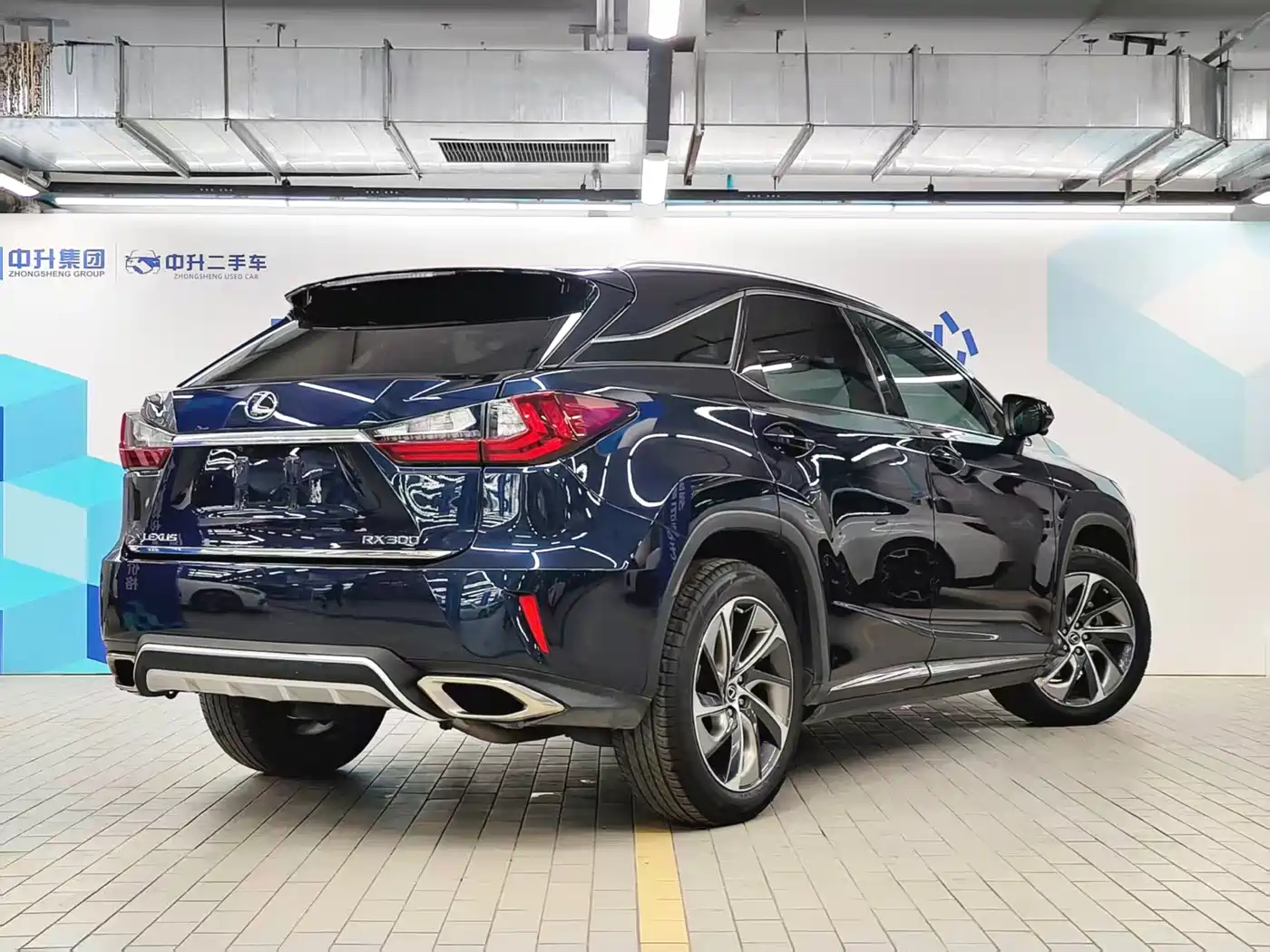 Lexus RX 2016 300 4WD Elegance Edition (China V) фото 23