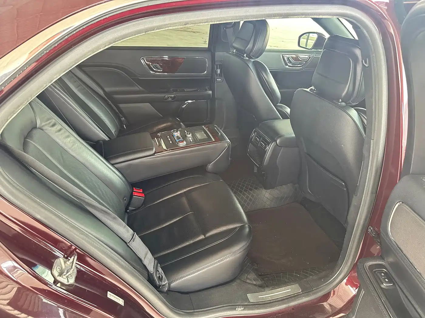 Lincoln Continental 2019 2019 2.0T 2WD Zunya Edition China V