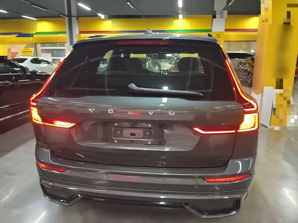 Volvo XC60 2025 2026 B5 AWD Zhiyuan Sport Edition