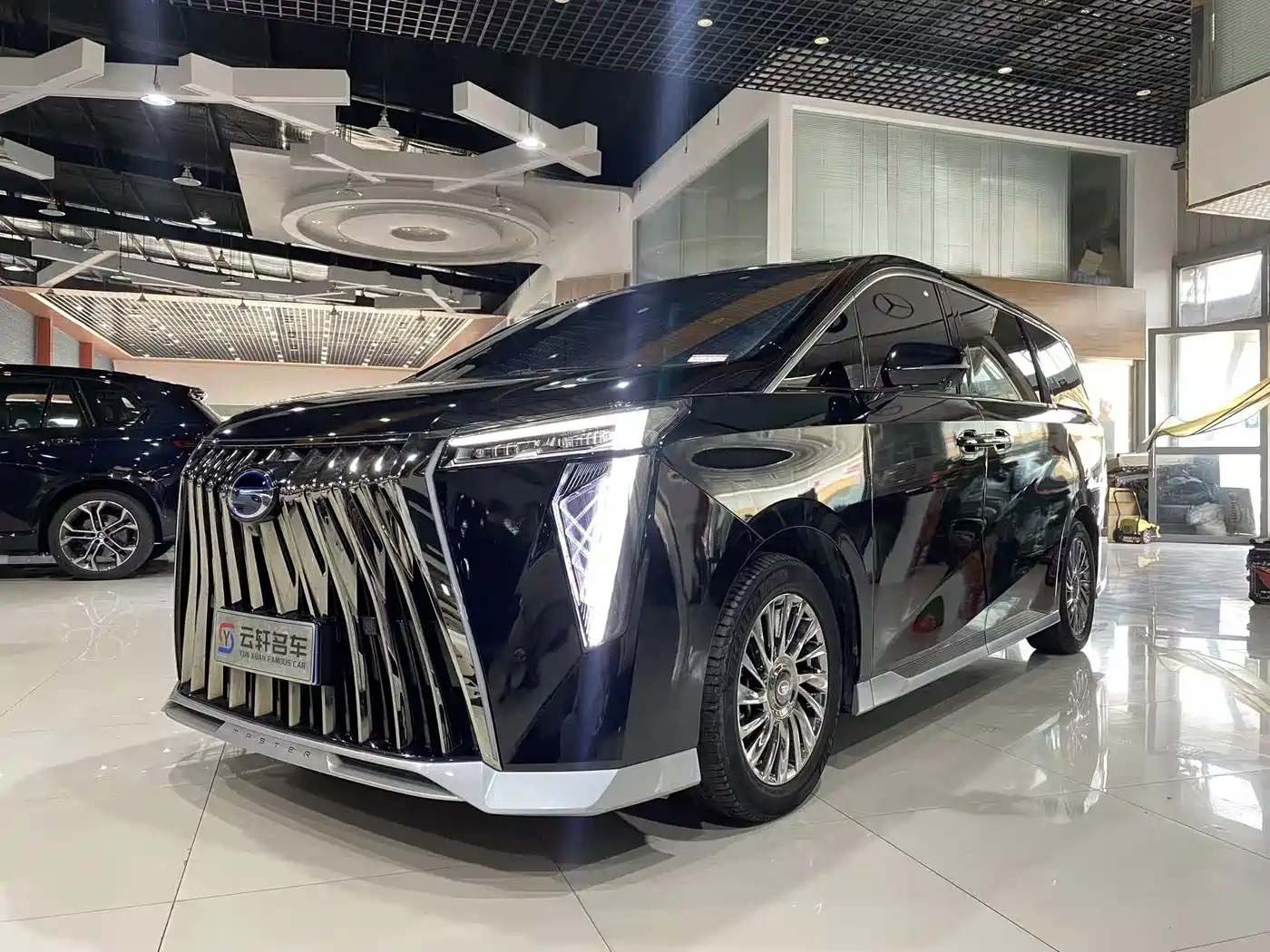 GAC Trumpchi Trumpchi M8 2023 Model Master Series Hybrid Ultimate Edition