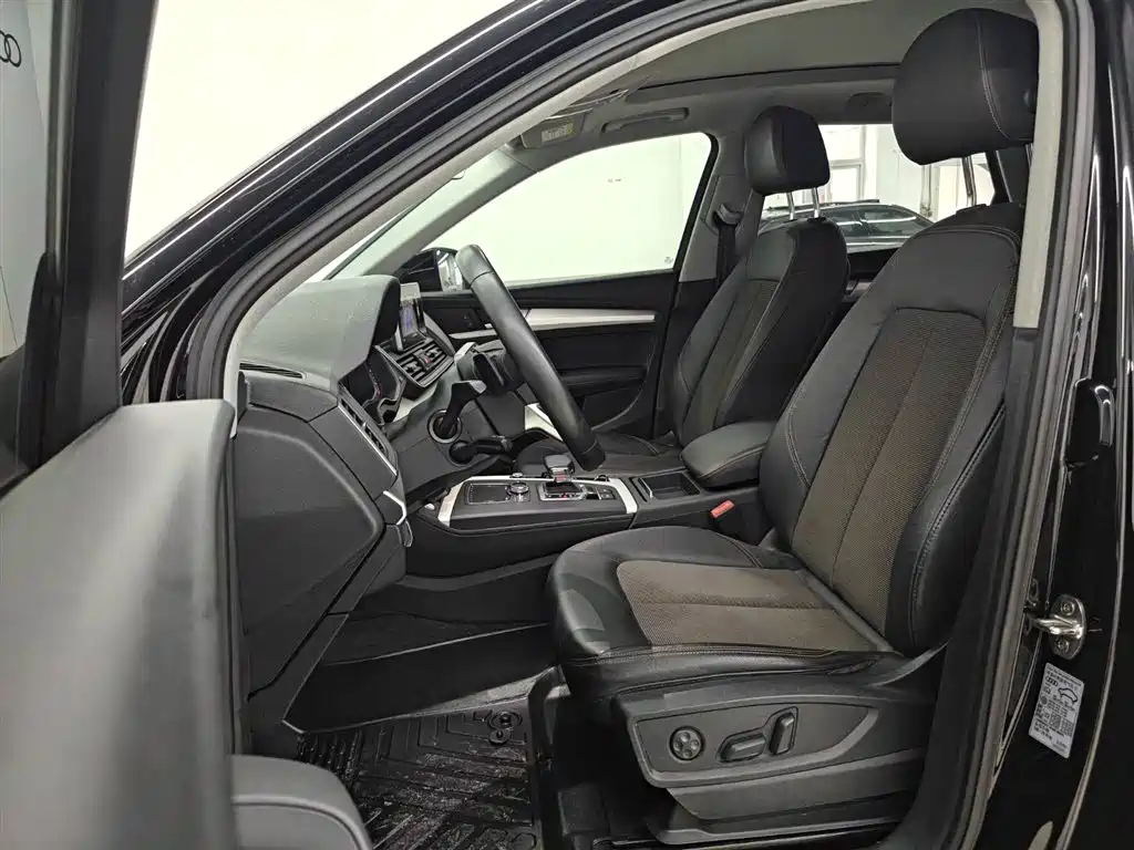 Audi Q5L 2018 40 TFSI Premium Fashion China VI фото 7