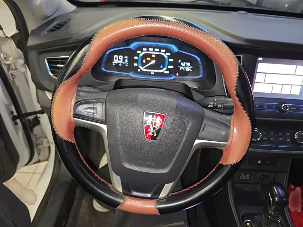 Roewe 360 2015 2015 1.5L Automatic Luxury
