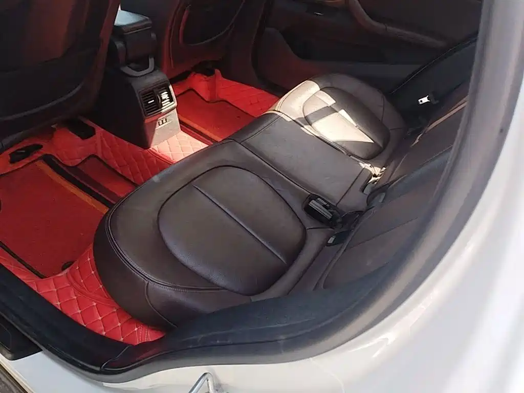 BMW X1 2019 sDrive18Li Premium Model фото 17