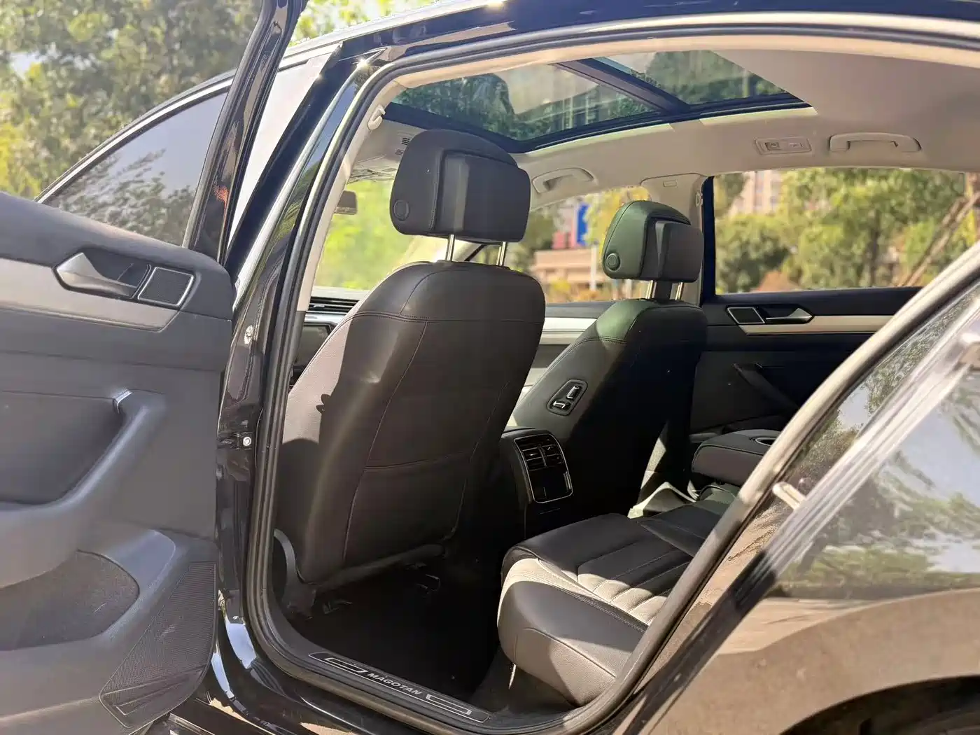 Volkswagen Magotan 2019 330TSI DSG Leading China V фото 9