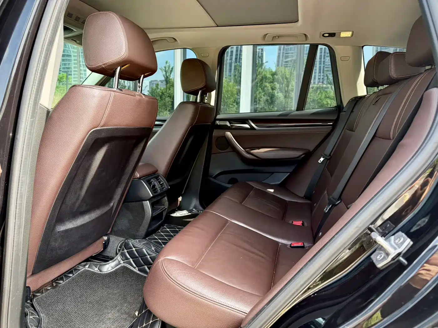 BMW X3 (Import) 2014 xDrive20i X Design Package фото 8