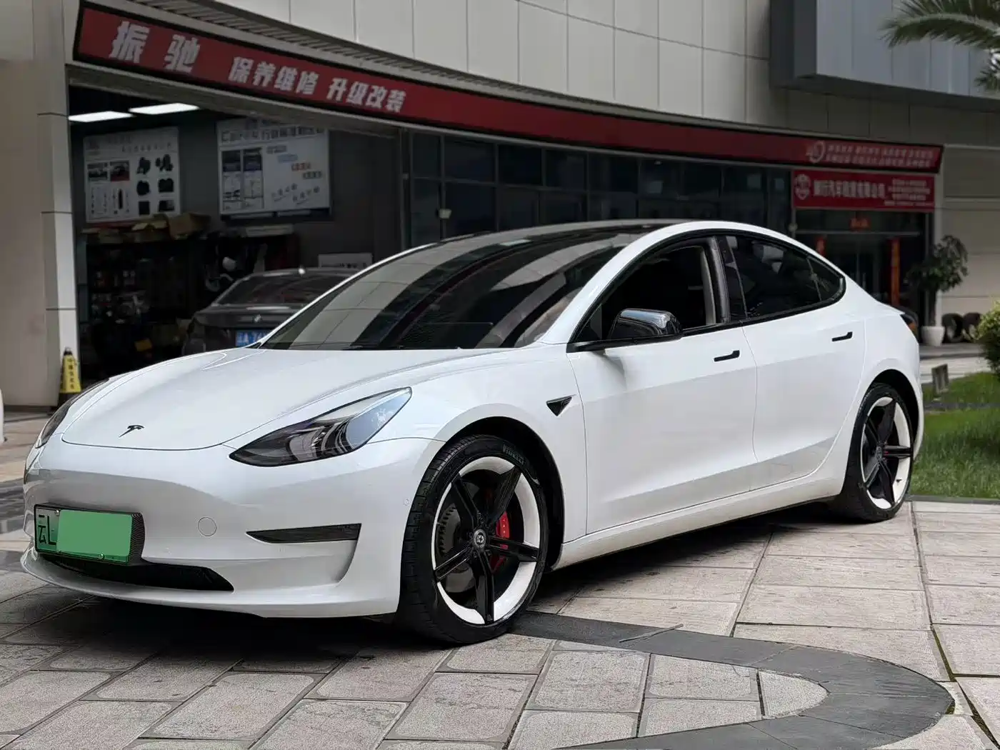 Tesla Model 3 2021