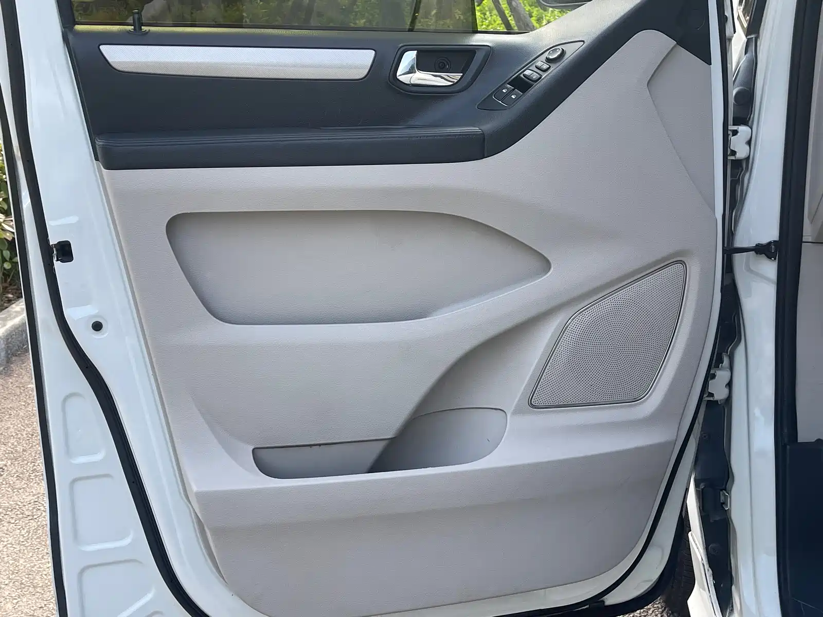 Фото 23 - Maxus G10