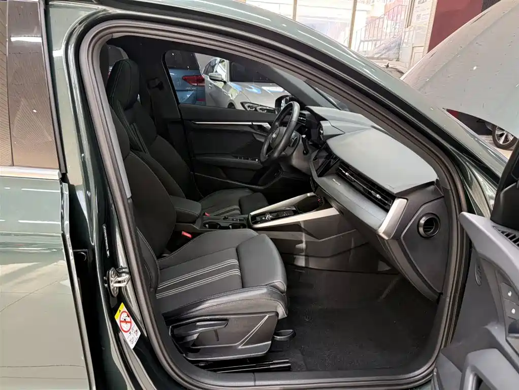 Audi A3 2023 A3L Limousine 35 TFSI Fashion Sport фото 21