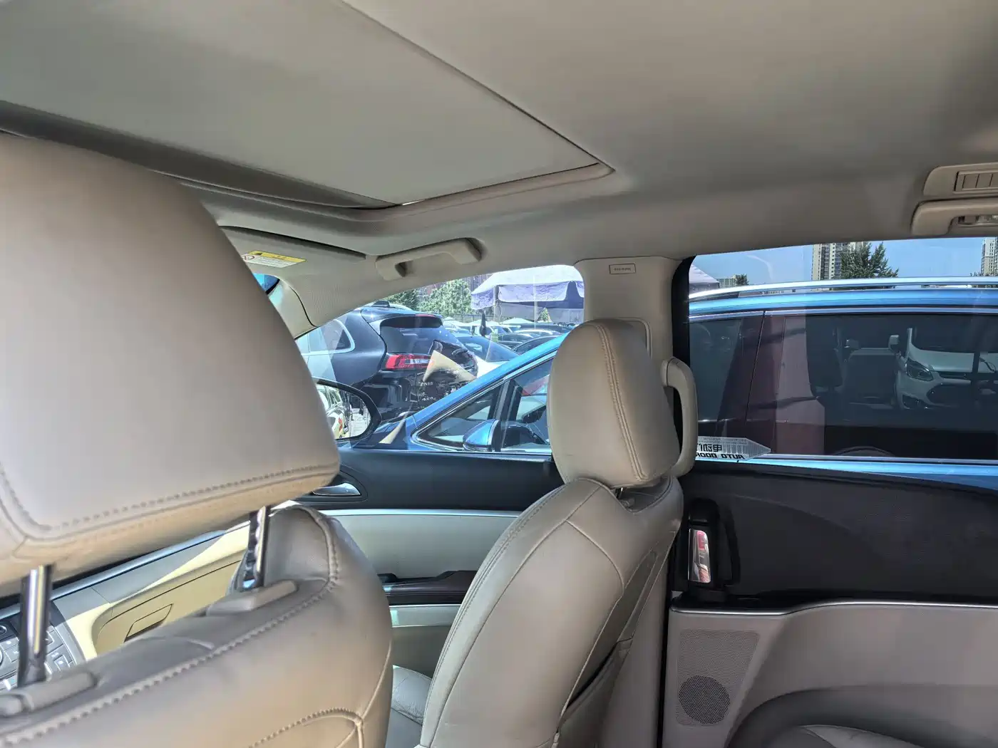 Buick GL8 2017 25S Premium Model China V фото 11