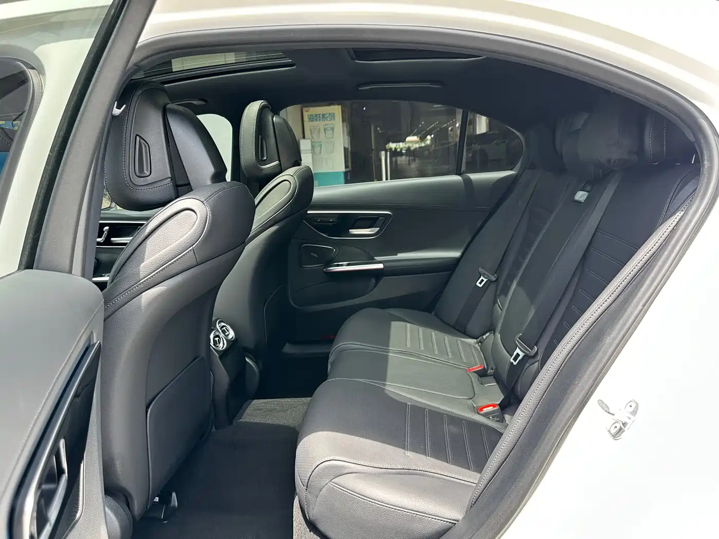 Mercedes-Benz C-Class 2024 Facelift III C 260 L Sport фото 4