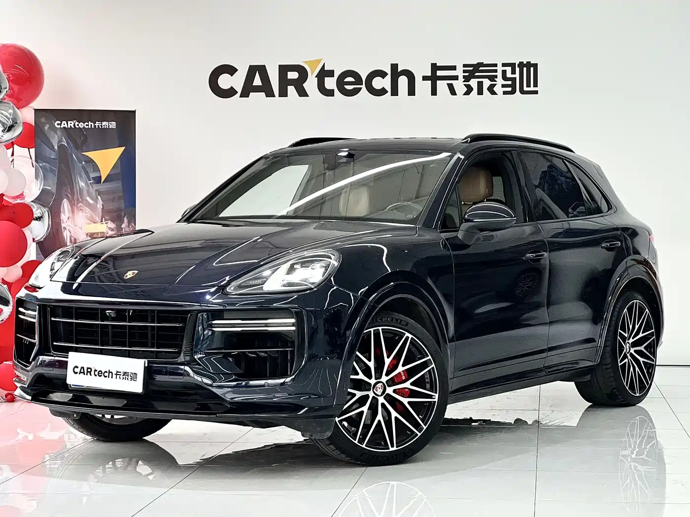 Porsche Cayenne 2019 Cayenne 3.0T фото 2